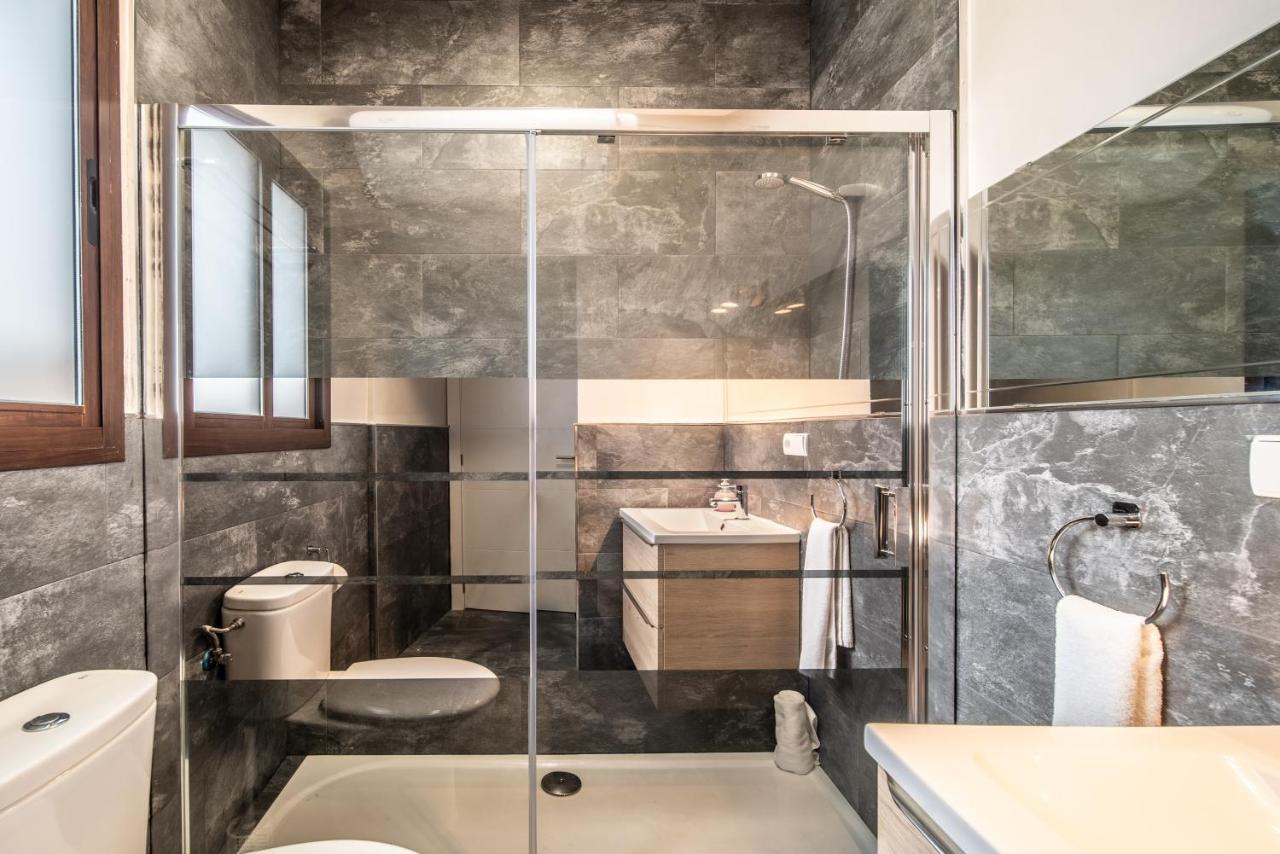 Apartamentos San Pedro Sevilla Eksteriør billede
