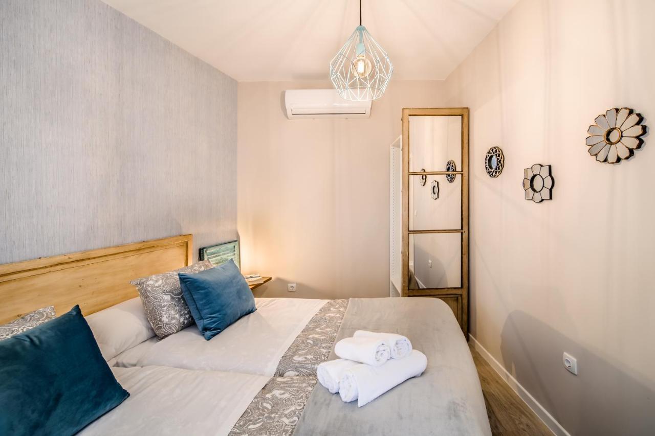 Apartamentos San Pedro Sevilla Eksteriør billede