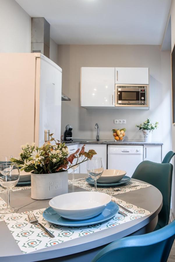 Apartamentos San Pedro Sevilla Eksteriør billede
