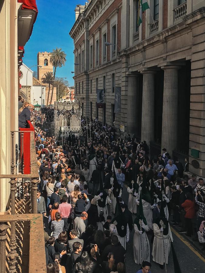 Apartamentos San Pedro Sevilla Eksteriør billede