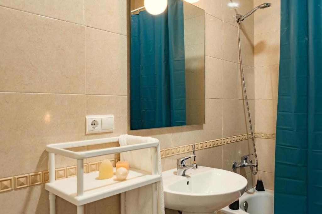 Apartamentos San Pedro Sevilla Eksteriør billede
