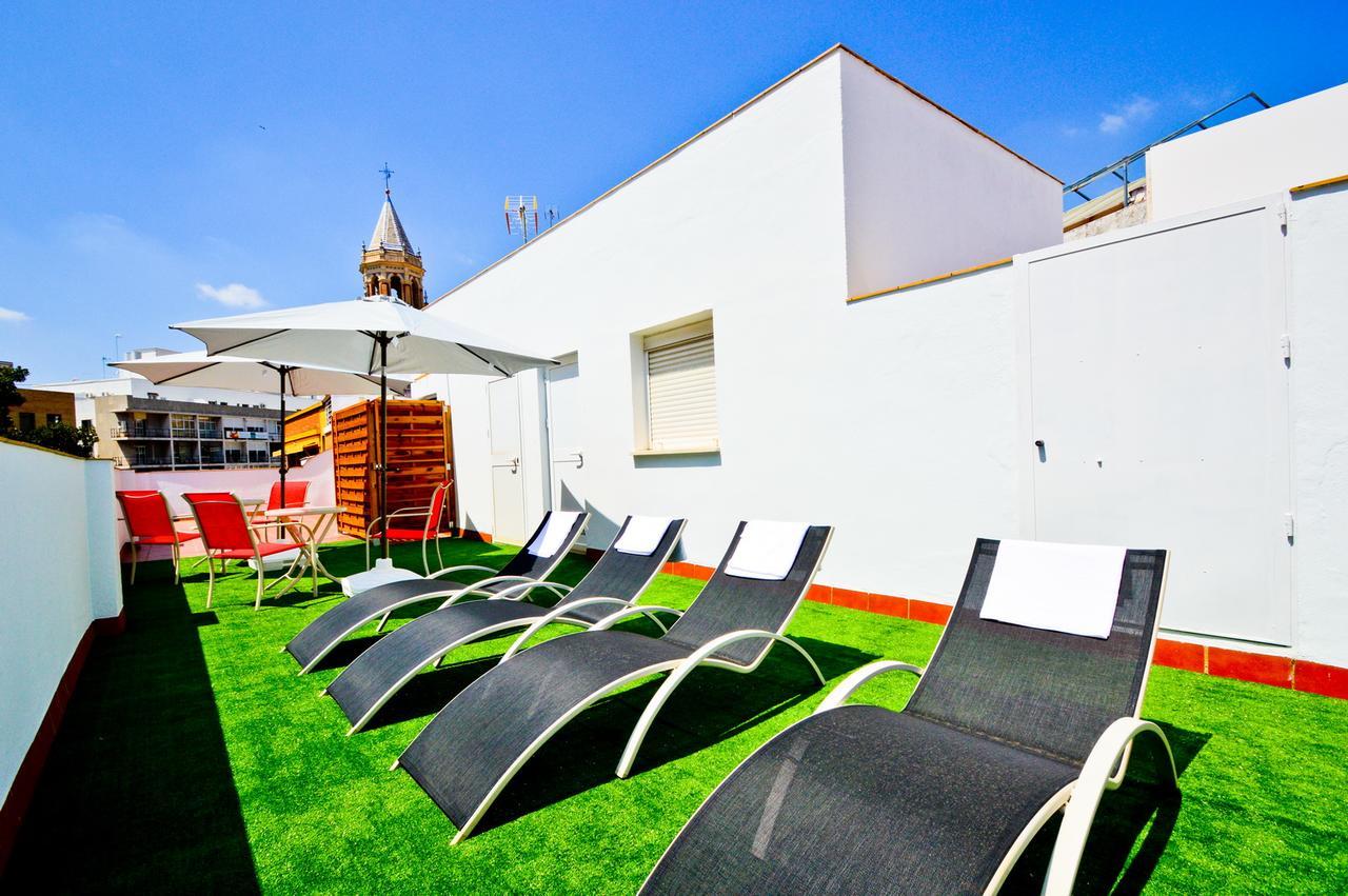 Apartamentos San Pedro Sevilla Eksteriør billede